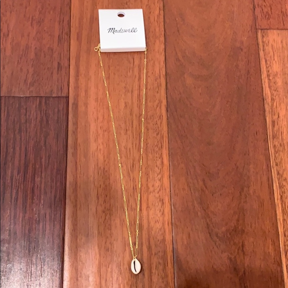 BWT Madewell shell necklace